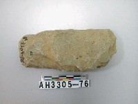 藏品(中長條形直刃打製石斧)的圖片